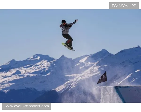 单板运动员完成多回合空翻训练，落地质量提高